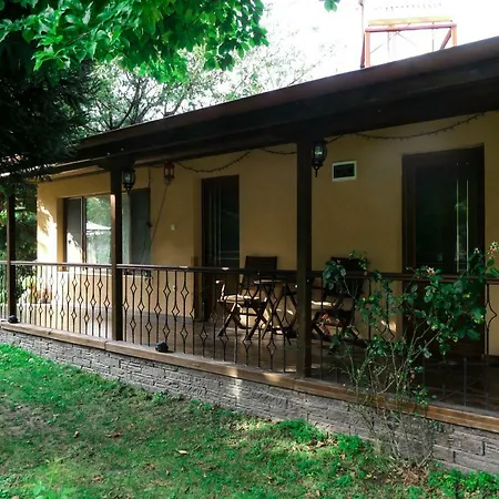 Cozy Room With A Garden * بلوفديف